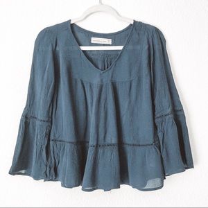 Abercrombie & Fitch V-Neckline Long Sleeves Viscose Navy Blouse Size XS
